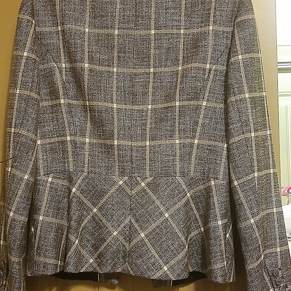 Jacket - Picture 4 of 5